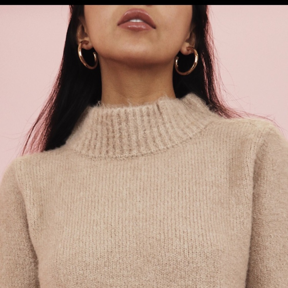 Crybaby fluffy nude knit - Picture 4 of 8